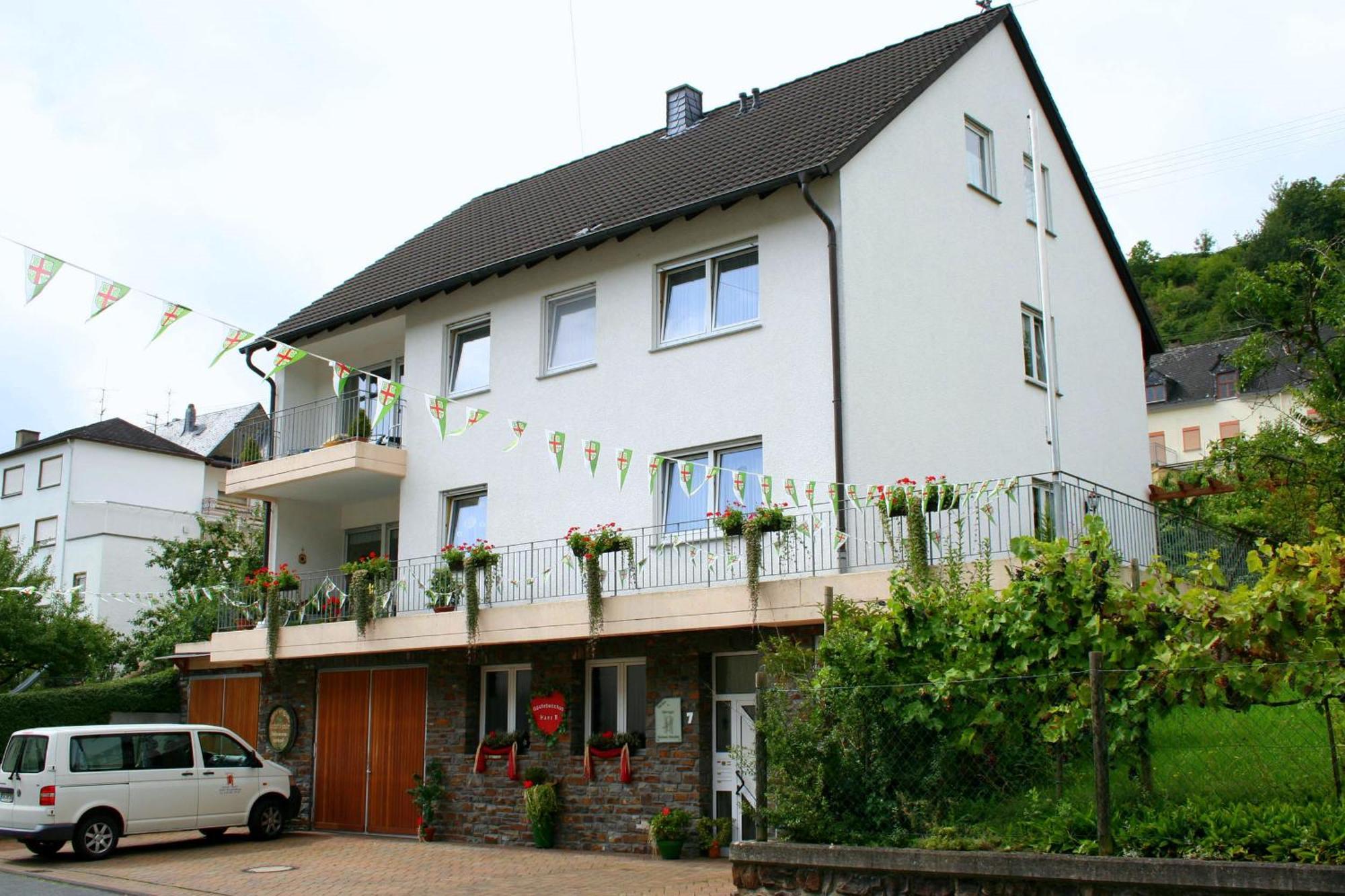 Ferienweingut Hensler 호텔 브리에델 외부 사진
